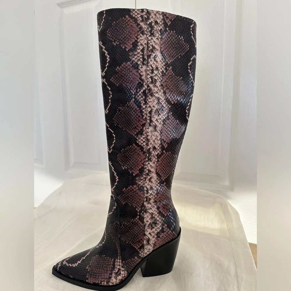 Vince Camuto Snake Skin Pattern knee high boots- Sz 8 - Picture 3 of 7